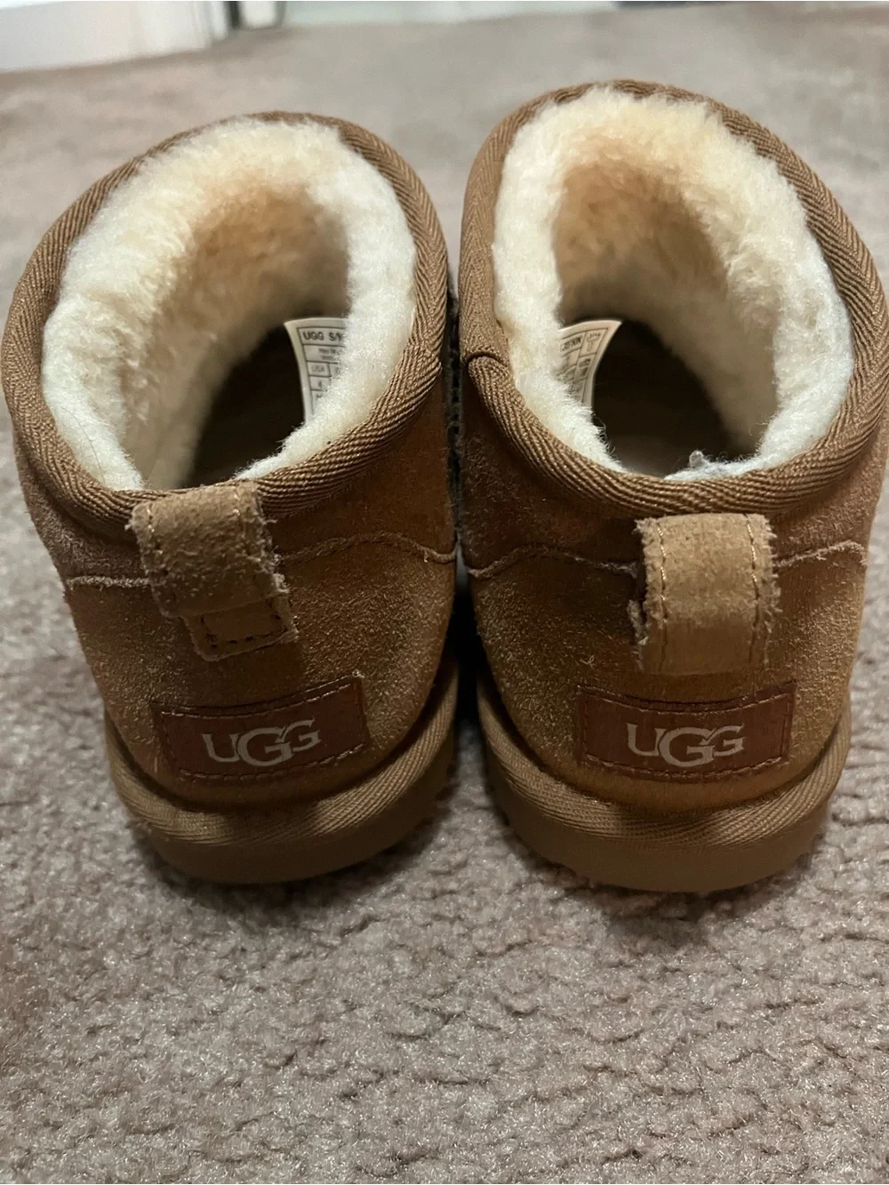 UGG Ultra Mini